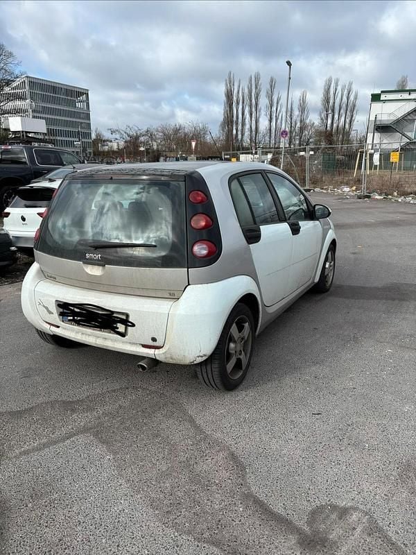 Usata Smart ForFour 95 CV (69 kW) 2005 Bianco Utilitaria