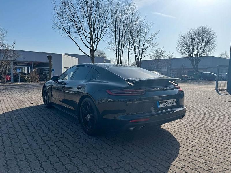 Gebraucht Porsche Panamera 4S 441 PS (324 kW) 2017 Schwarz Limousine