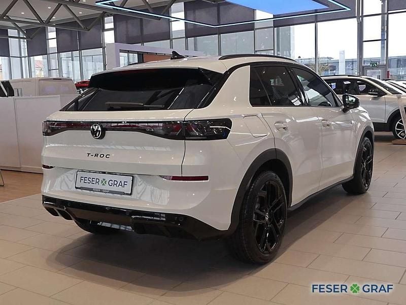 Neu VW T-Roc R-line 150 PS (110 kW) 2025 Pure white uni SUV