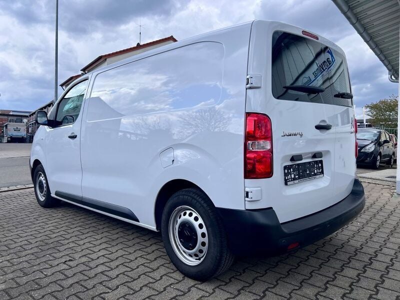 Gebraucht Citroën Jumpy 120 PS (88 kW) 2022 Weiß Van / Kleinbus