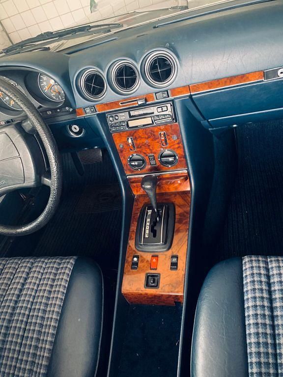 Gebraucht Mercedes SL280 185 PS (136 kW) 1985 Silber Cabrio