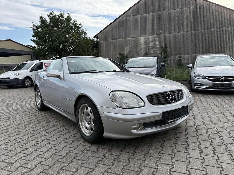 Silber Gebraucht 2003 Mercedes SLK200 Cabrio | 2.950 € (Superpreis) - Bild 1/4