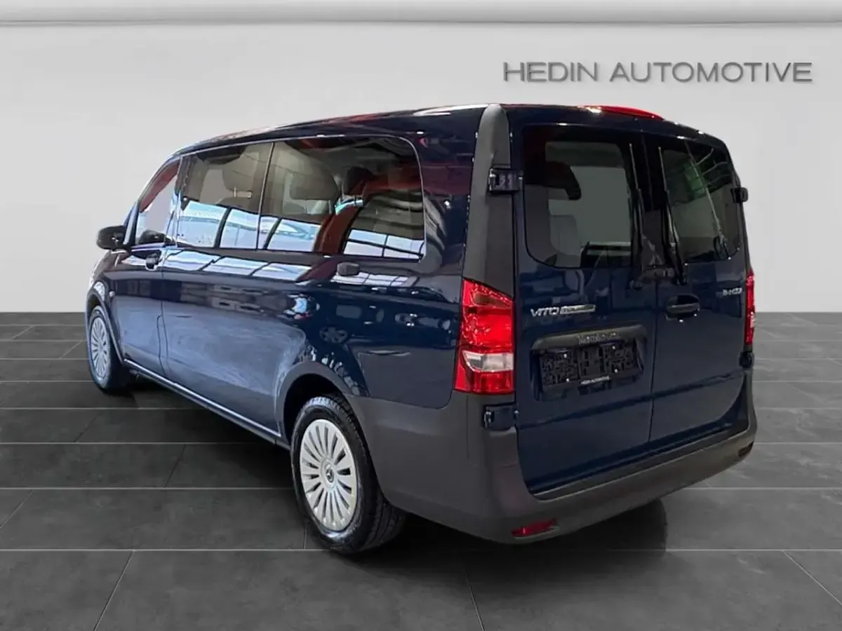 Gebraucht Mercedes Vito 136 PS (100 kW) 2022 Blau Van