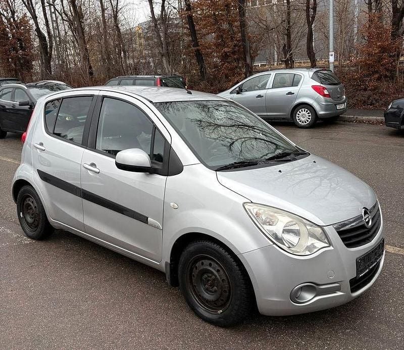 Gebraucht Opel Agila Edition 86 PS (63 kW) 2008 Silber Limousine