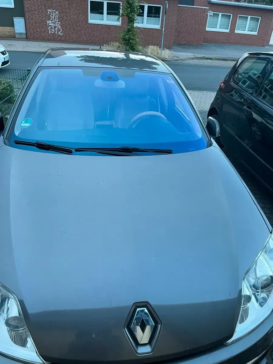 Gebraucht Renault Laguna III 150 PS (110 kW) 2009 Grau Limousine