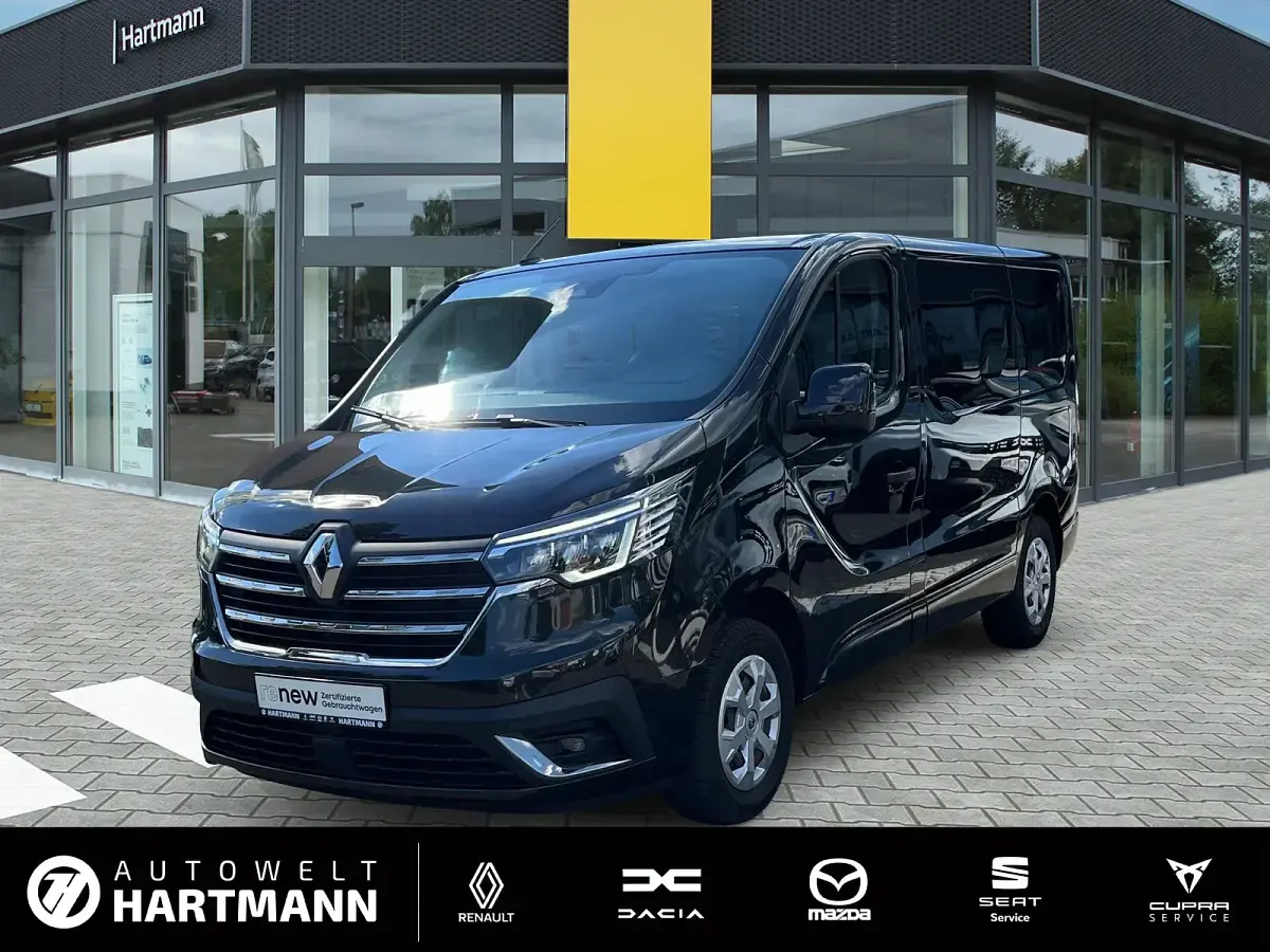 Gebraucht Renault Trafic Life 150 PS (110 kW) 2022 Van / Kleinbus