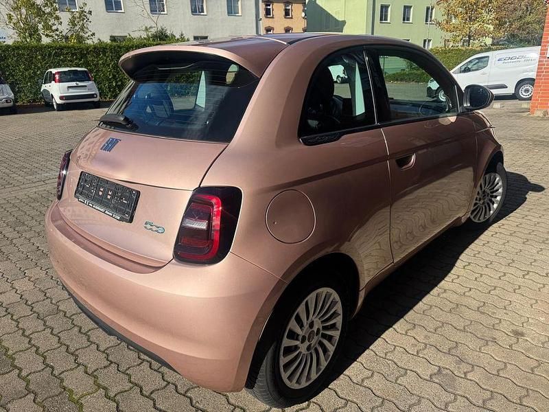 Gebraucht Fiat 500e 86 kW (118 PS) 2023 Gold