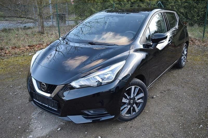 Gebraucht Nissan Micra Acenta 71 PS (52 kW) 2017 Schwarz Kleinwagen