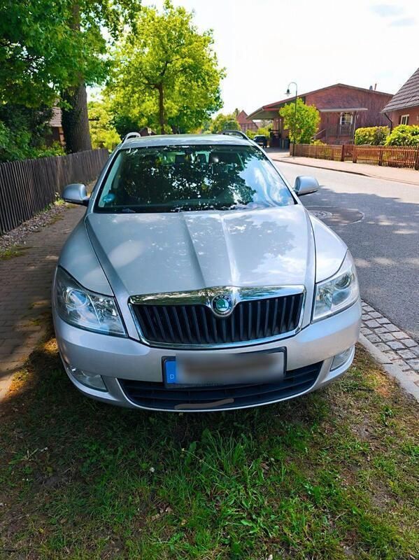 Gebraucht 2013 Skoda Octavia Kombi | 2.990 € (Fairer Preis) - Bild 1/4