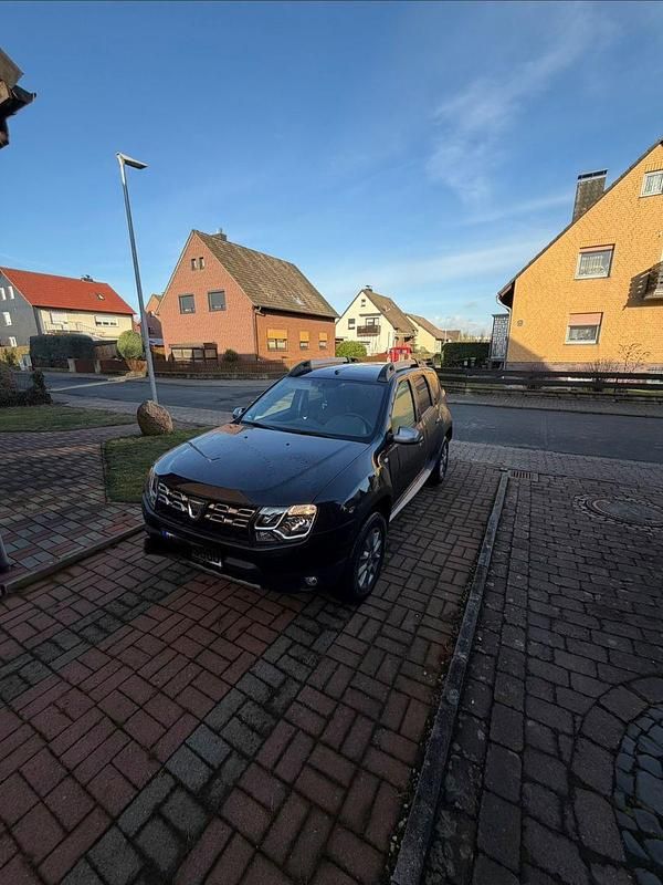 Gebraucht Dacia Duster Prestige 125 PS (91 kW) 2017 Schwarz SUV