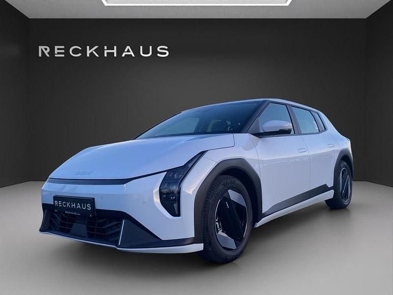 Neu Kia EV4 Air 150 kW (204 PS) 2025 Weiß Kleinwagen