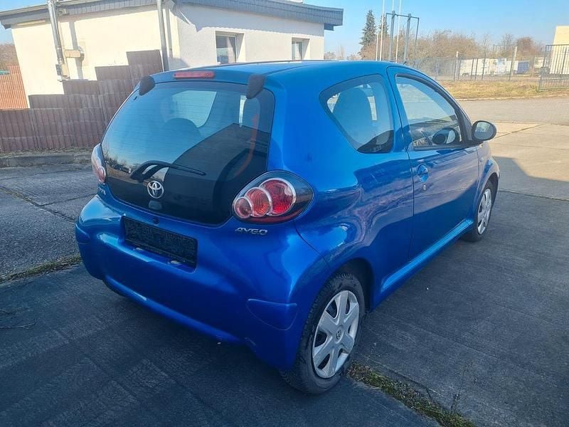 Gebraucht Toyota Aygo Cool 68 PS (50 kW) 2011 Blau Kleinwagen