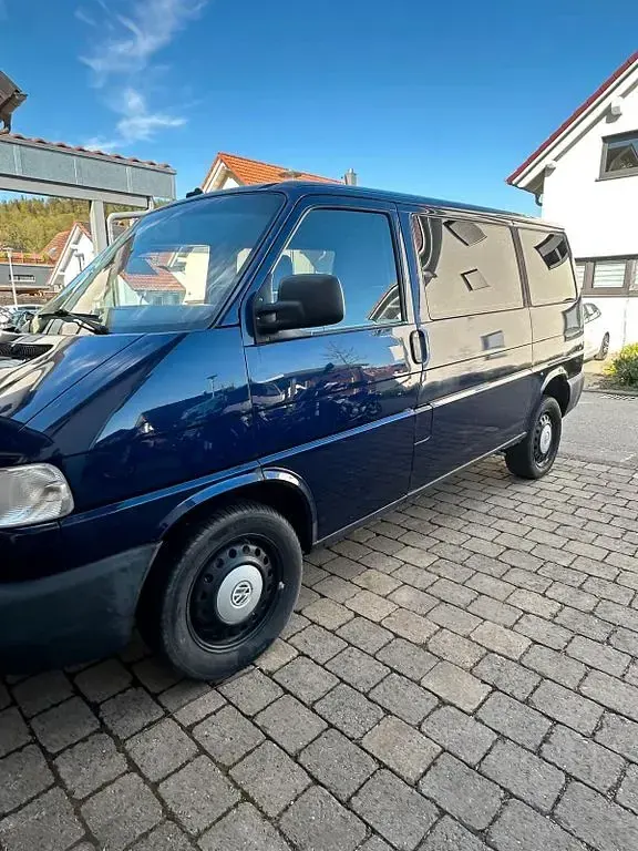 Gebraucht VW T4 151 PS (111 kW) 2002 Blau Van
