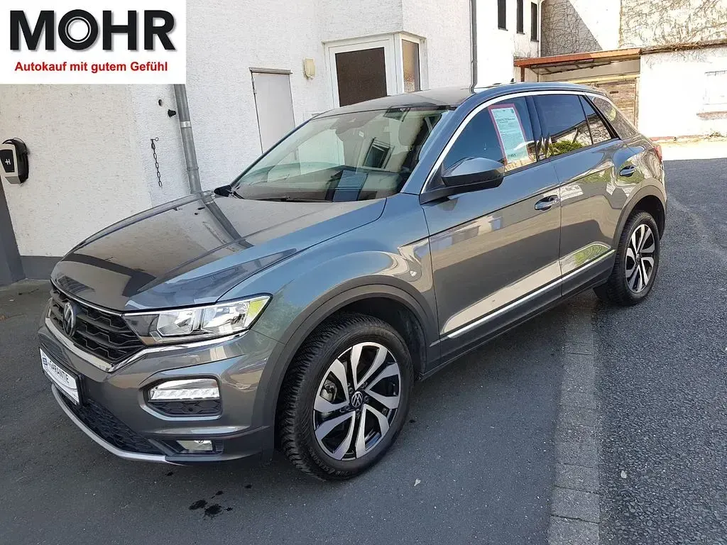 Używany VW T-Roc Active 150 KM (110 kW) 2021 Szary SUV