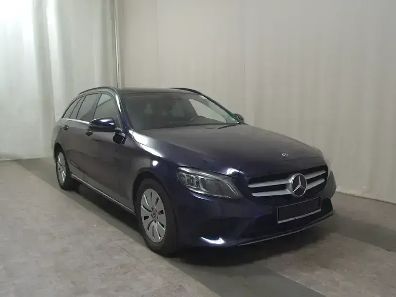 Gebraucht Mercedes C200 150 PS (110 kW) 2018 Blau Limousine