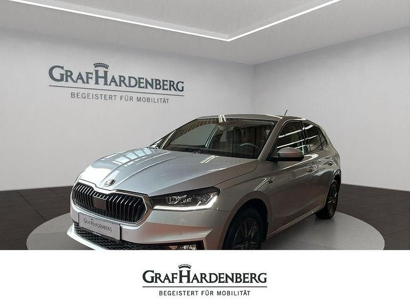 Silber Neu 2025 Skoda Fabia Tour Limousine | 26.990 € (Teuer) - Bild 1/4