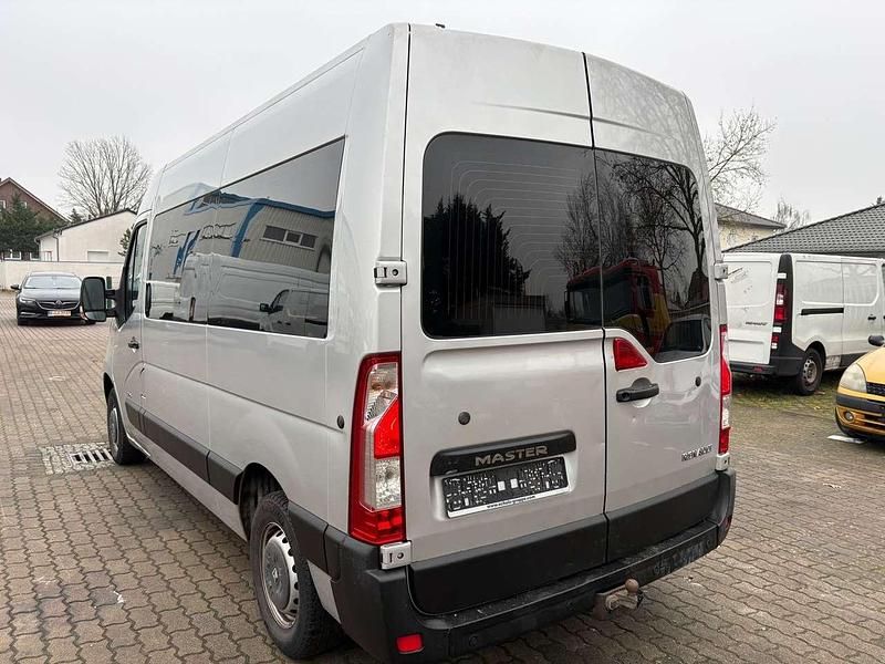 Gebraucht Renault Master 125 PS (91 kW) 2014 Silber Van / Kleinbus