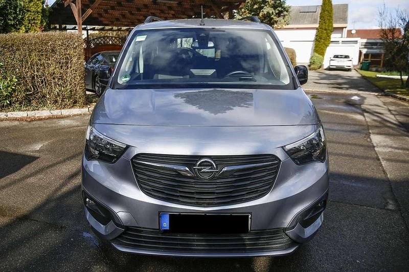 Gebraucht Opel Combo Life 131 PS (96 kW) 2021 Grau Kombi