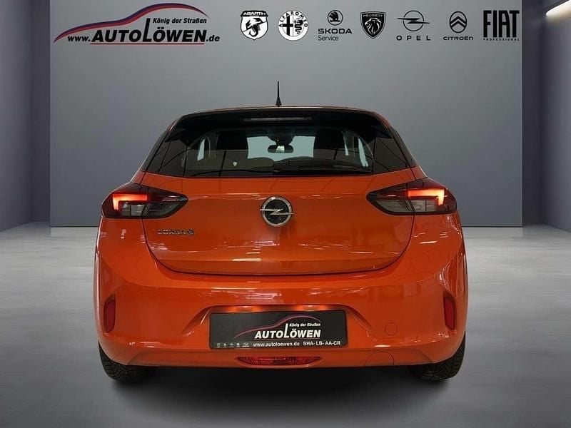 Gebraucht Opel Corsa-e Edition 100 kW (136 PS) 2022 Power orange/dynamik orange Kleinwagen