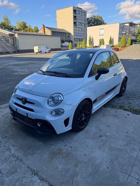 Weiß Gebraucht 2018 Abarth 595 Competizione Kleinwagen | 14.500 € (Fairer Preis) - Bild 1/4