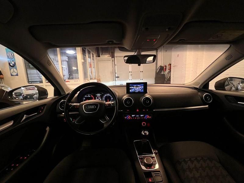 Gebraucht Audi A3 150 PS (110 kW) 2015 Grau Limousine