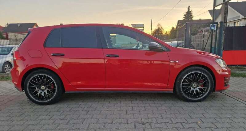 Rot Gebraucht 2017 VW Golf VII GTI Limousine | 17.290 € (Guter Preis) - Bild 1/4
