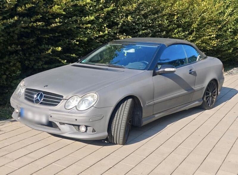 Schwarz Gebraucht 2004 Mercedes CLK320 AMG Cabrio | 6.999 € (Superpreis) - Bild 1/4