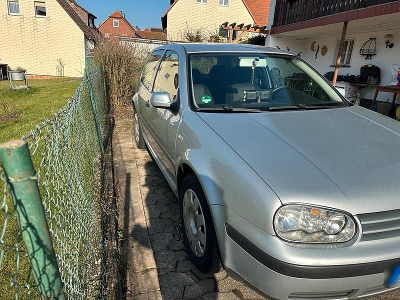 Gebraucht VW Golf IV 75 PS (55 kW) 2002 Silber Limousine