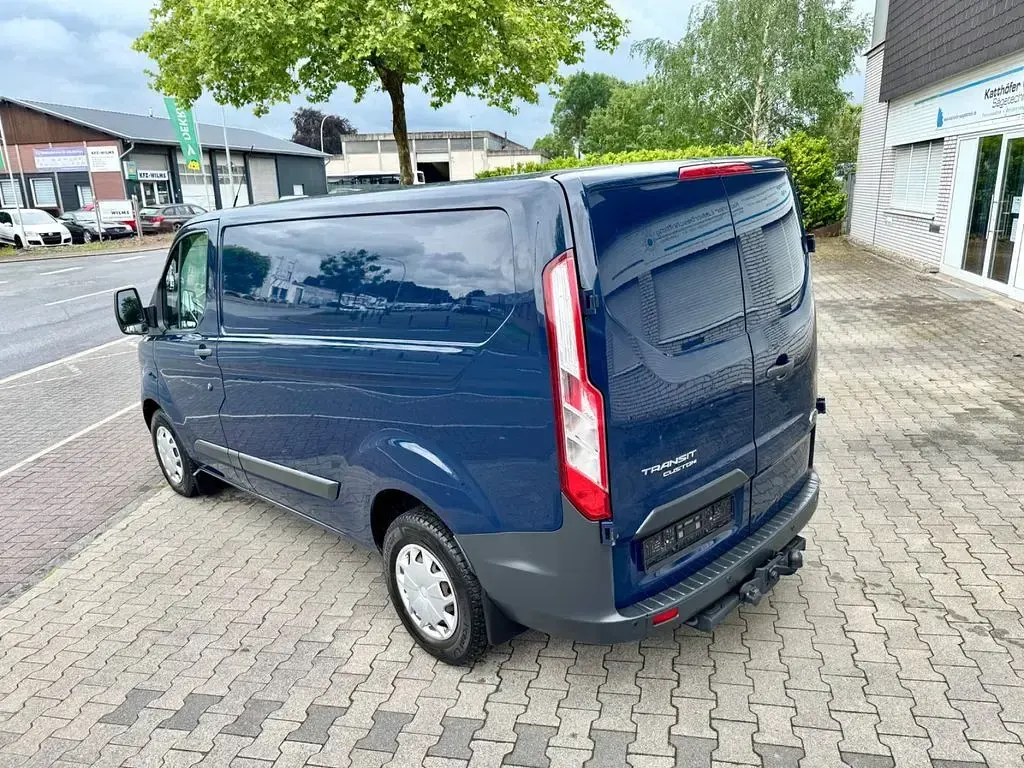 Gebraucht Ford Transit Custom 131 PS (96 kW) 2017 Blau Van / Kleinbus