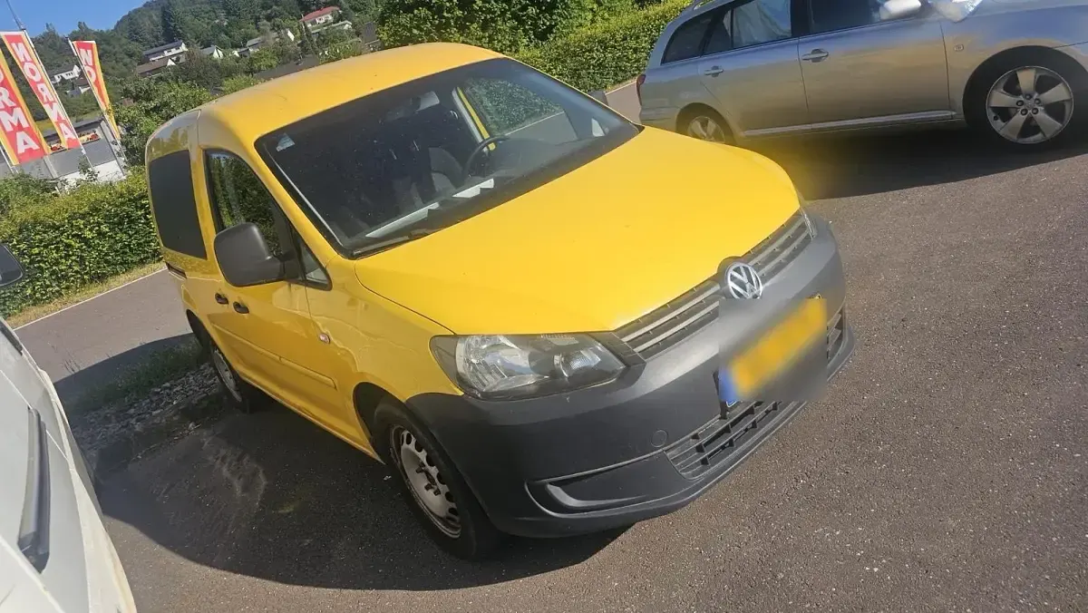 Gebraucht VW Caddy 140 PS (102 kW) 2014 Gelb Van / Kleinbus