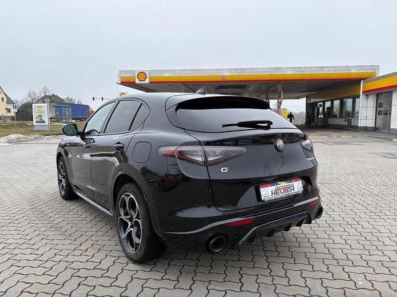 Gebraucht Alfa Romeo Stelvio Veloce 209 PS (153 kW) 2024 Nero vulcano SUV