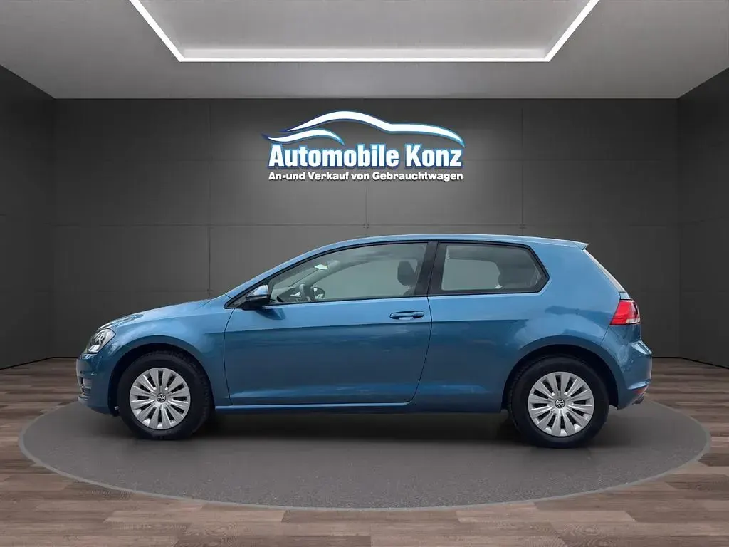 Gebraucht VW Golf VII Trendline 105 PS (77 kW) 2013 Blau Kleinwagen