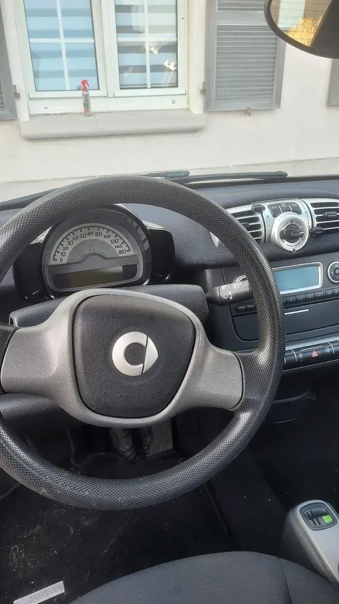 Gebraucht Smart ForTwo Coupé 61 PS (44 kW) 2011 Schwarz Coupé