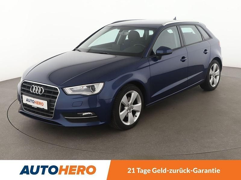 Blau Gebraucht 2016 Audi A3 Ambition Limousine | 14.690 € (Fairer Preis) - Bild 1/3