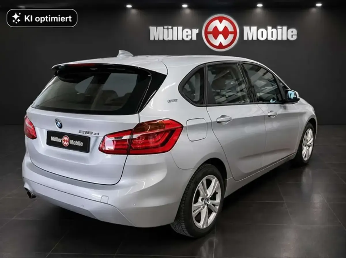 Gebraucht BMW 225 Advantage 218 PS (160 kW) 2018 Grau Van / Kleinbus