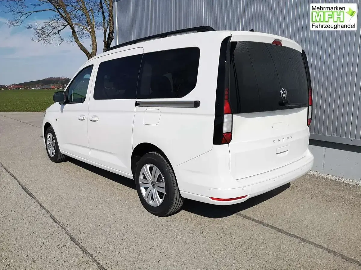 Neu VW Caddy Basis 116 PS (85 kW) 2026 Candyweiß Van / Kleinbus