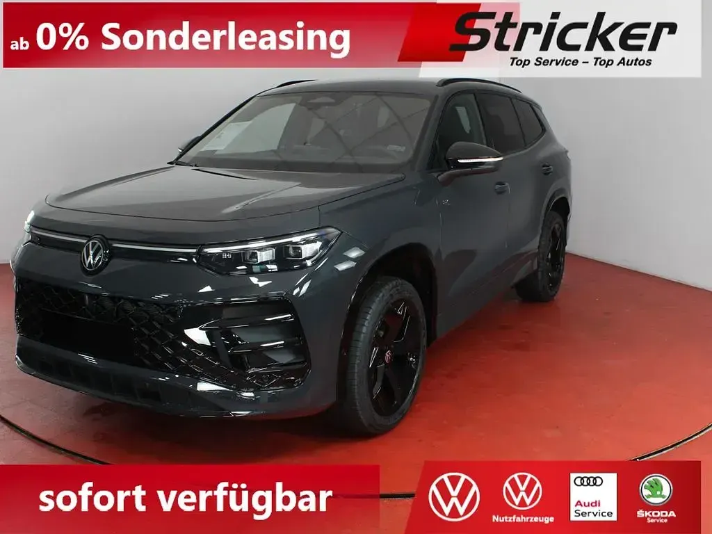 Neu VW Tayron R-line 150 PS (110 kW) 2026 Uranograu SUV