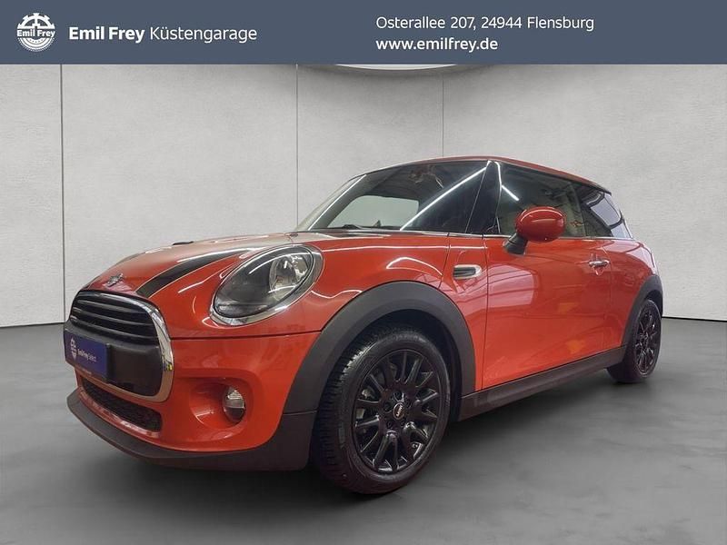 Gebraucht Mini ONE 102 PS (75 kW) 2018 Solaris orange metallic Kleinwagen