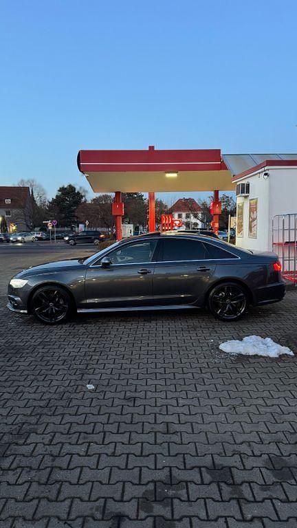 Gebraucht Audi A6 Comfort 272 PS (200 kW) 2017 Grau Limousine