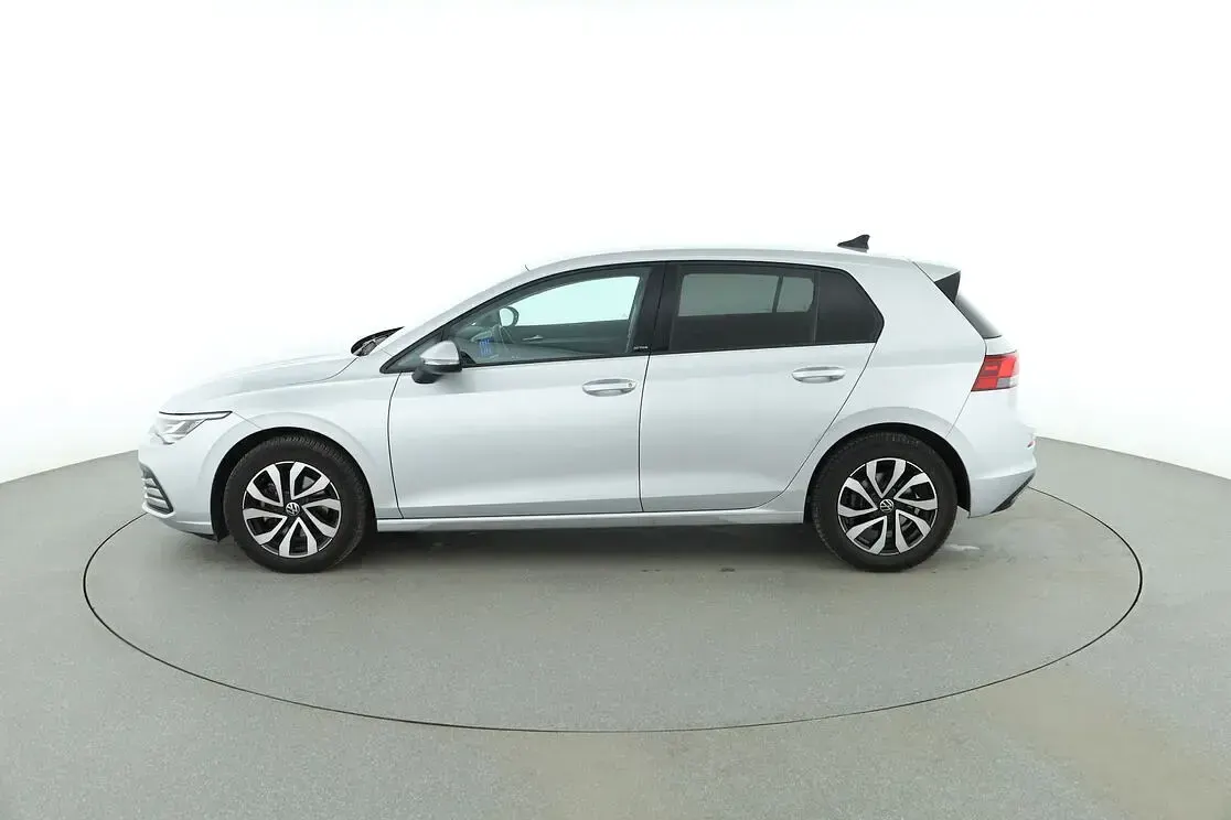 Gebraucht VW Golf VIII Active 2021 Grau Limousine