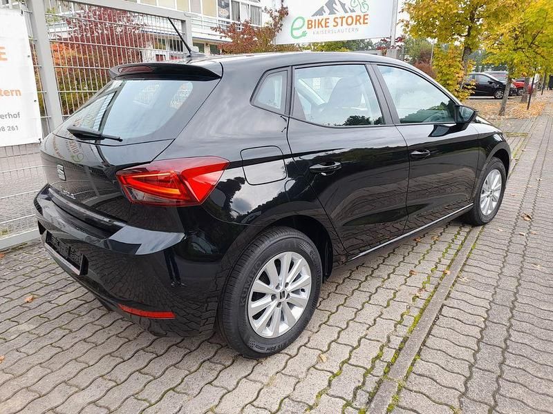 Neu Seat Ibiza Style 95 PS (69 kW) 2025 Schwarz Limousine