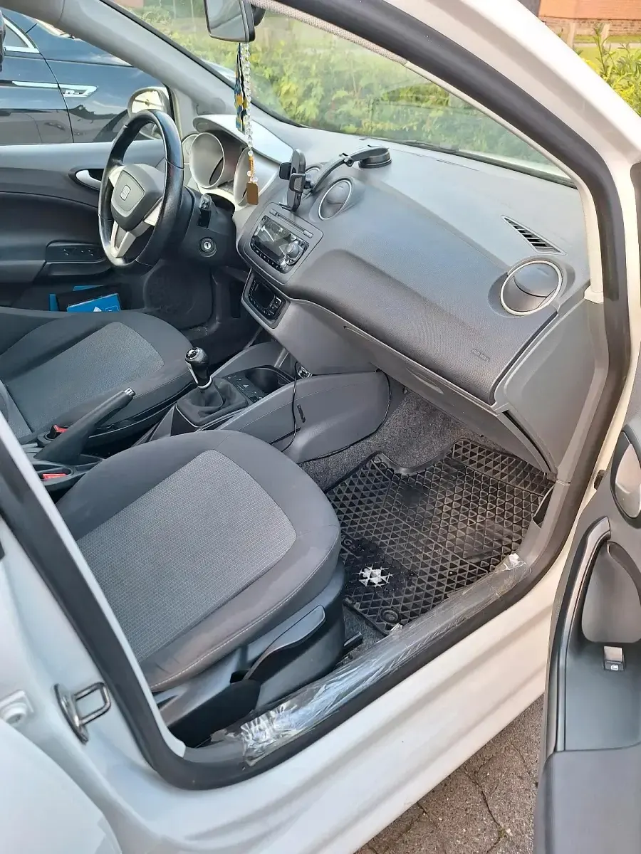 Gebraucht Seat Ibiza ST 85 PS (62 kW) 2010 Weiß Kombi