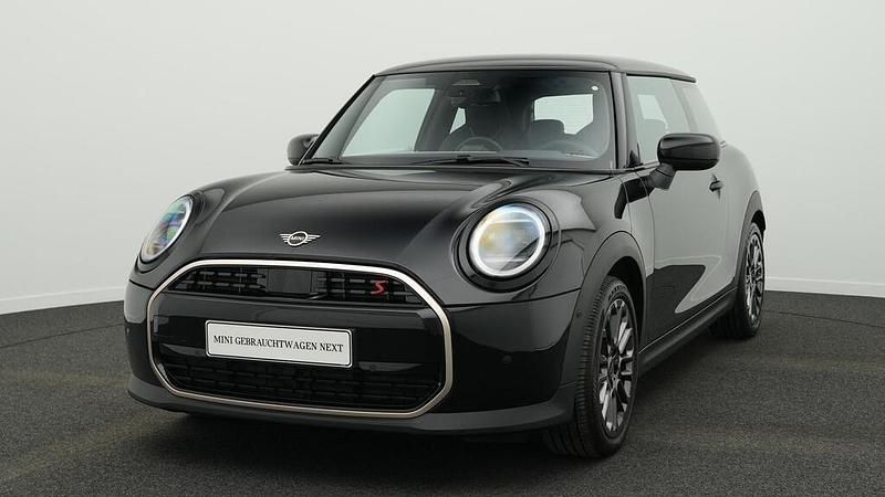 Gebraucht Mini Cooper S Favoured 204 PS (150 kW) 2025 Schwarz Kleinwagen