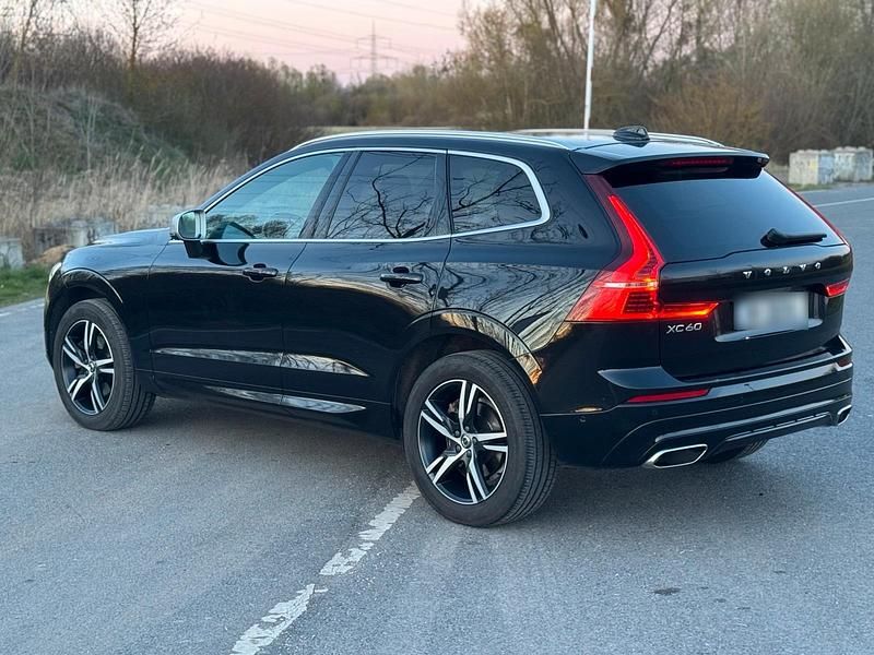 Gebraucht Volvo XC60 190 PS (139 kW) 2018 Schwarz SUV