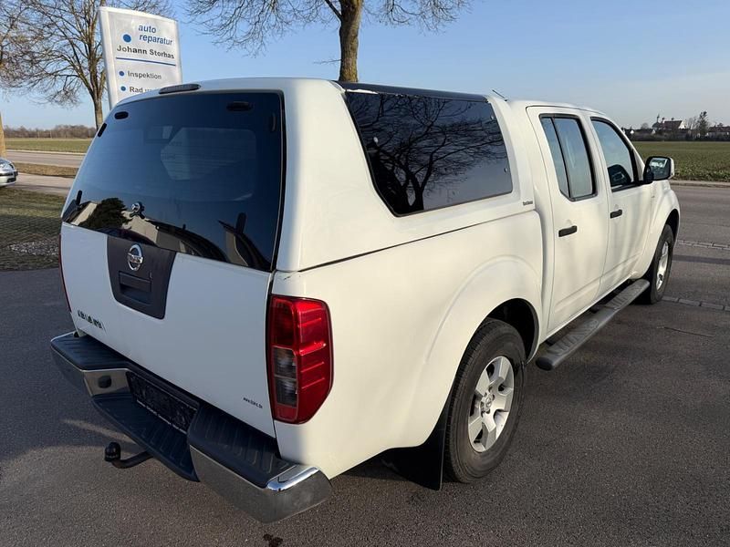 Gebraucht Nissan Navara 190 PS (139 kW) 2012 Weiß Abholung