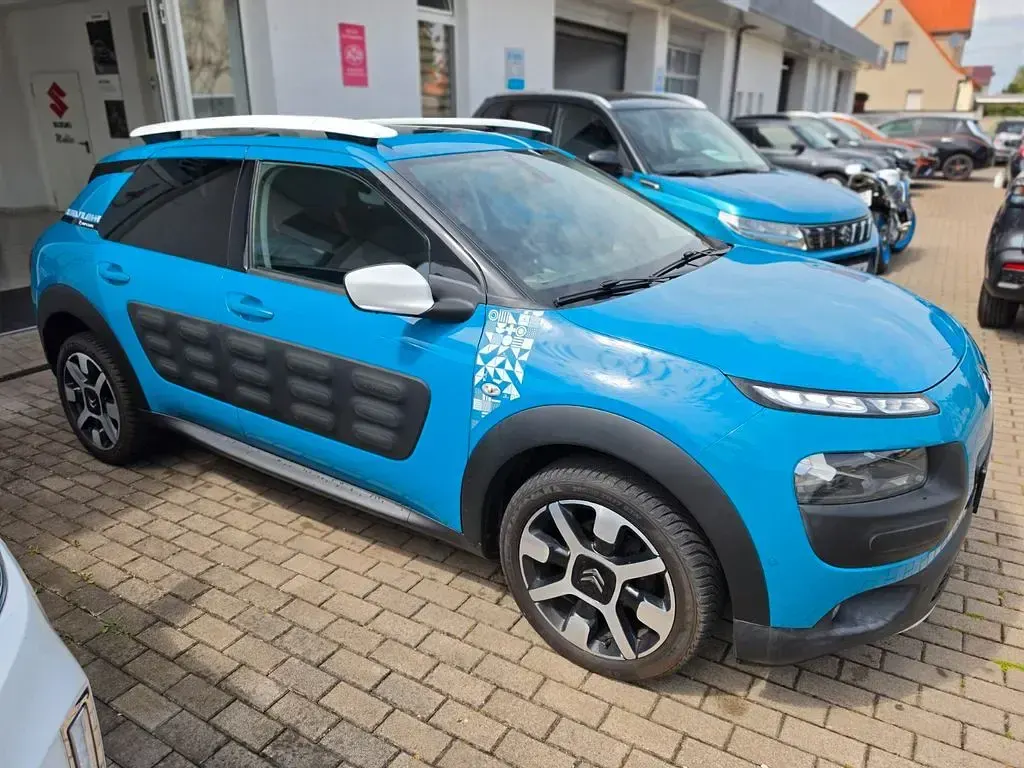 Gebraucht Citroën C4 Cactus Rip Curl 110 PS (80 kW) 2018 Blau Kleinwagen