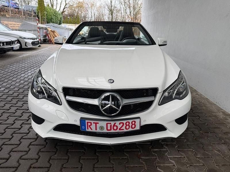 Gebraucht Mercedes E220 170 PS (125 kW) 2016 Weiß Cabrio