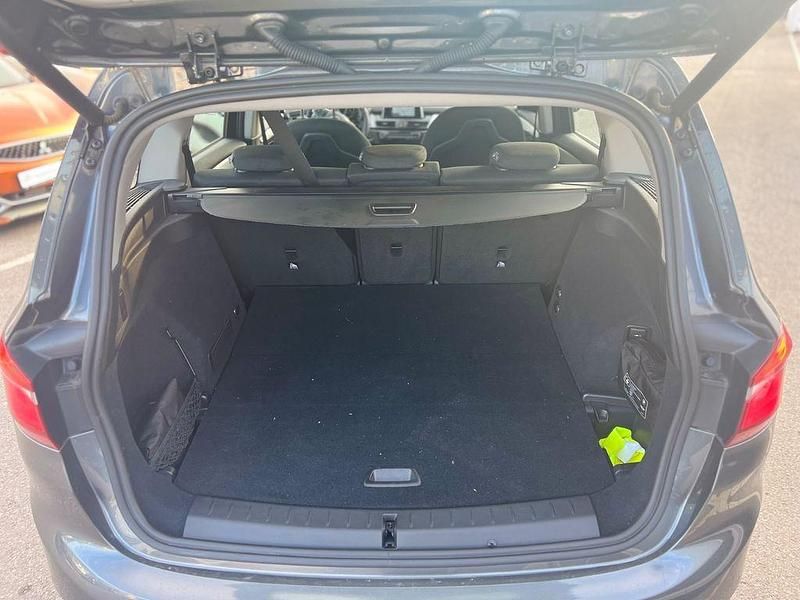 Gebraucht BMW 220 Advantage 190 PS (139 kW) 2021 Grau Kombi