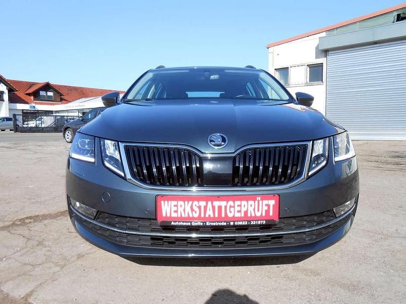 Gebraucht Skoda Octavia Style 150 PS (110 kW) 2017 Quarzgraumetallic (metallic) Kombi