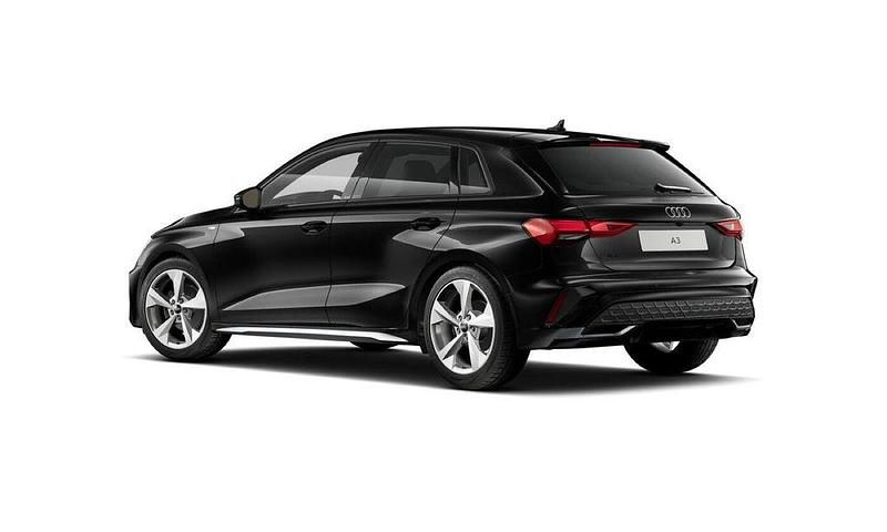 Gebraucht Audi A3 S-line plus 150 PS (110 kW) 2025 Mythosschwarz metallic Limousine